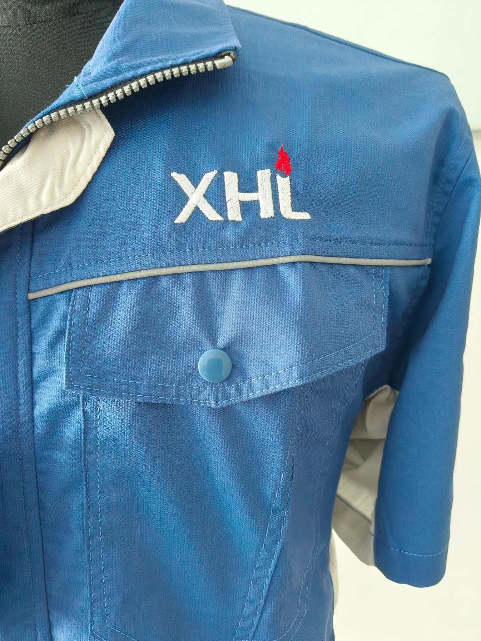新航涂布光电工作服(图2)